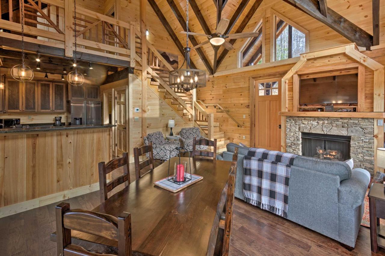 Hilltop Cabin On 5 Acres With Hot Tub And Waterfall! Bryson City Exteriér fotografie