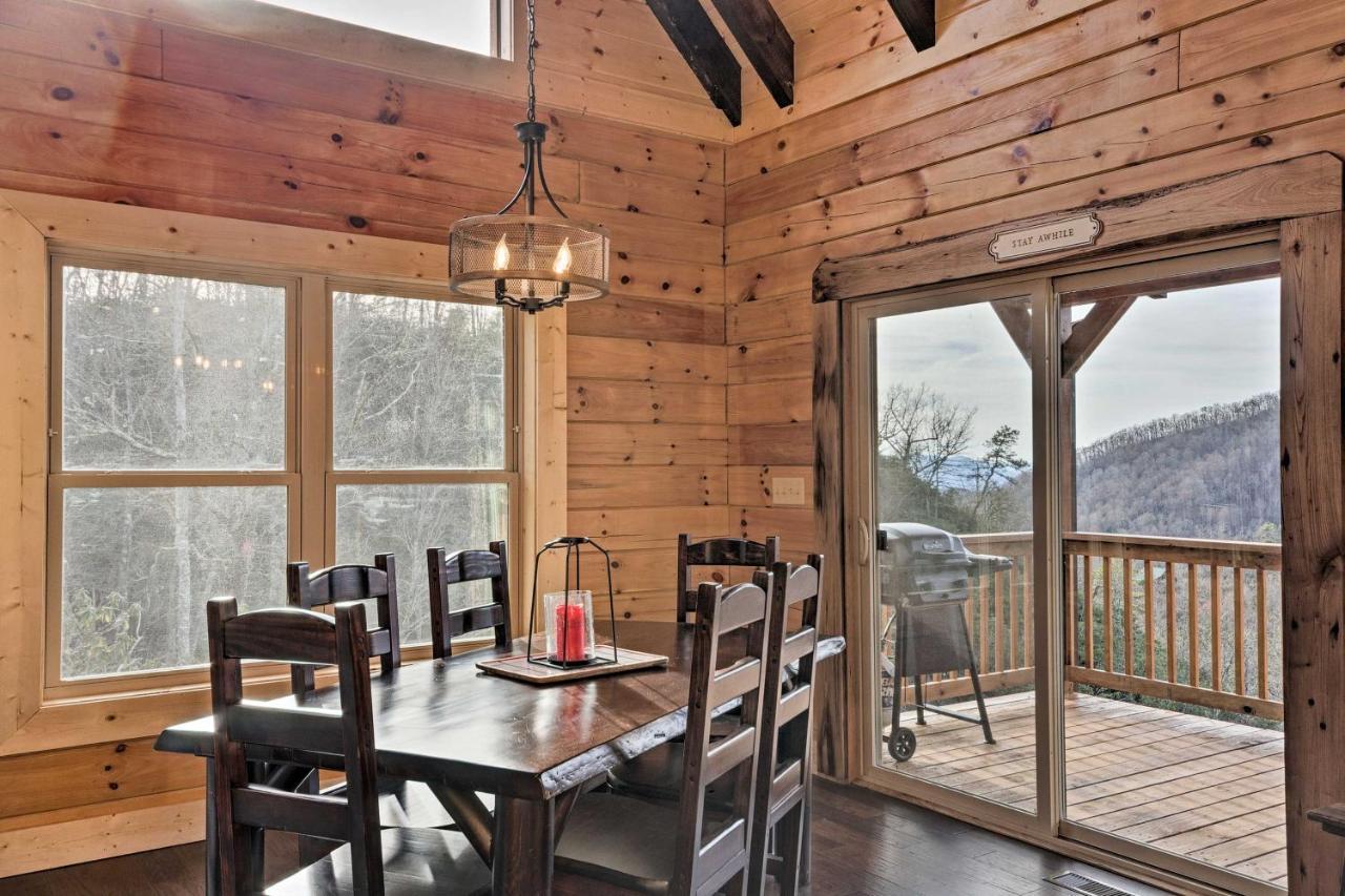 Hilltop Cabin On 5 Acres With Hot Tub And Waterfall! Bryson City Exteriér fotografie
