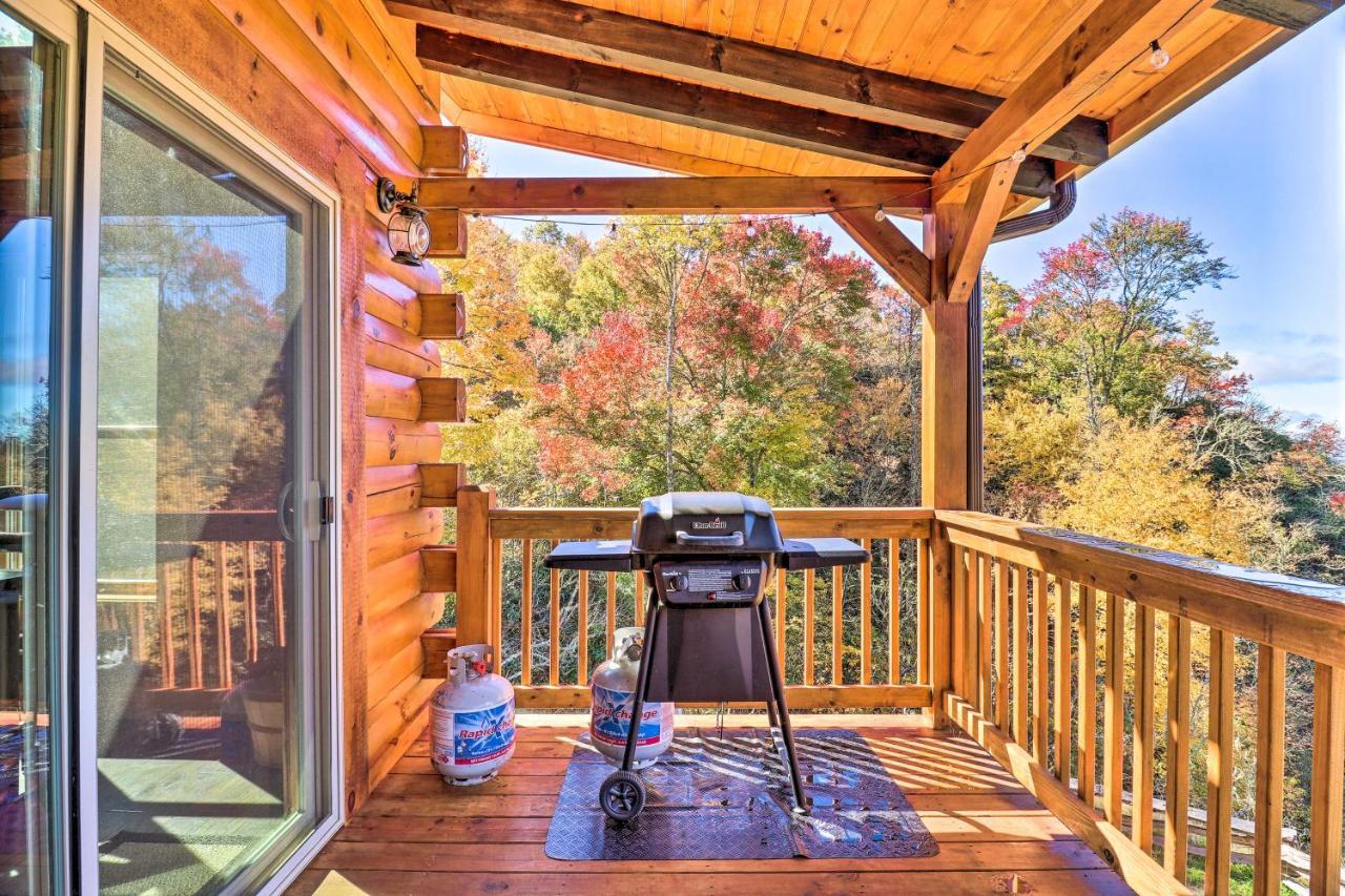 Hilltop Cabin On 5 Acres With Hot Tub And Waterfall! Bryson City Exteriér fotografie